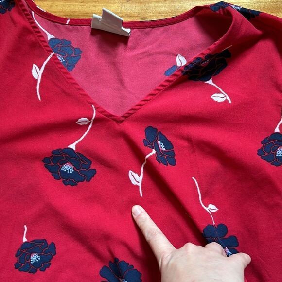 Bundle of Three Women’s assorted long sleeve tops size medium - Picture 7 of 8